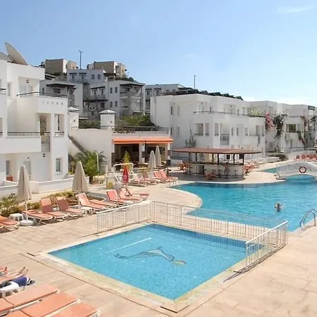 Club Pedalisa Апарт-отель 3*